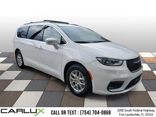 2022 Chrysler Pacifica Touring L