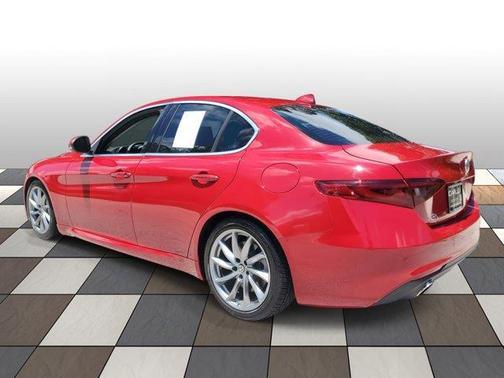 2017 Alfa Romeo Giulia Ti