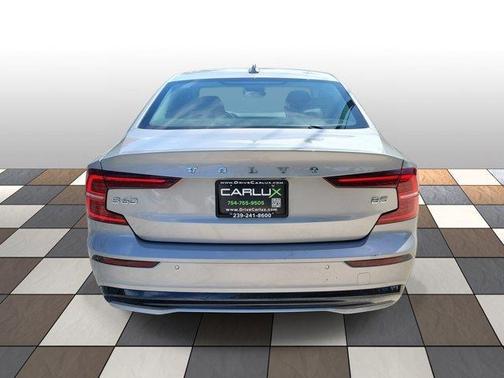 Silver Dawn Metallic 2024 Volvo S60 B5 Core Dark Theme