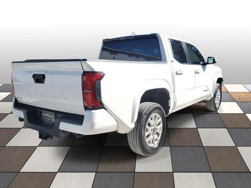Ice Cap 2024 Toyota Tacoma SR5 Double Cab 6' Bed AT (Natl)