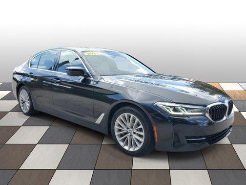 2022 BMW 530 i