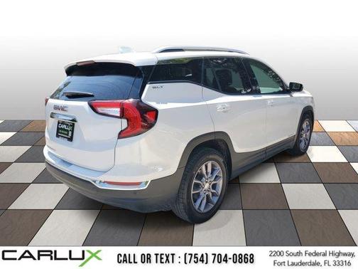 2023 GMC Terrain SLT