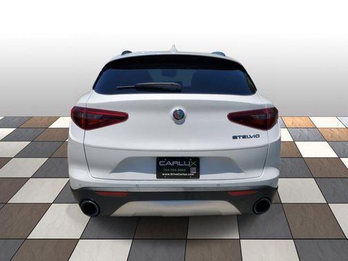 2019 Alfa Romeo Stelvio Sport