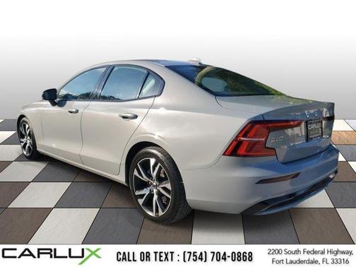 2024 Volvo S60 B5 Core Dark Theme