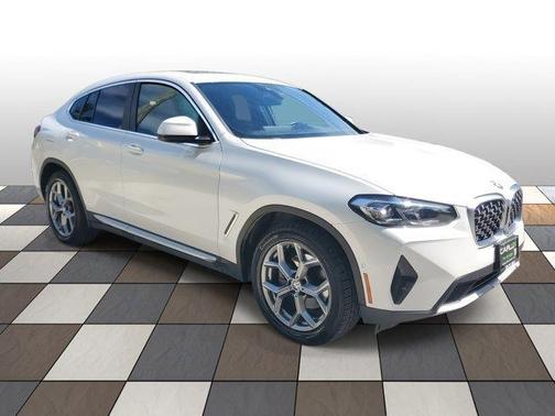2024 BMW X4 xDrive30i