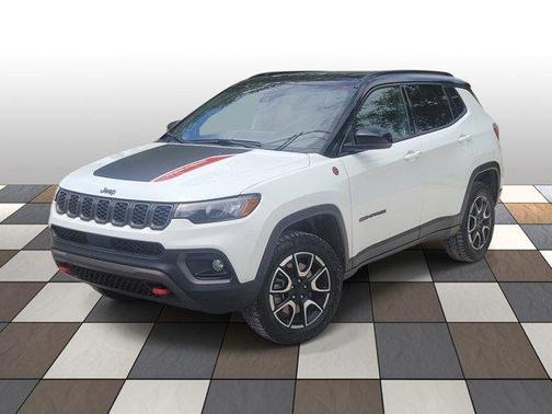 Bright White Clearcoat 2024 Jeep Compass Trailhawk 4x4