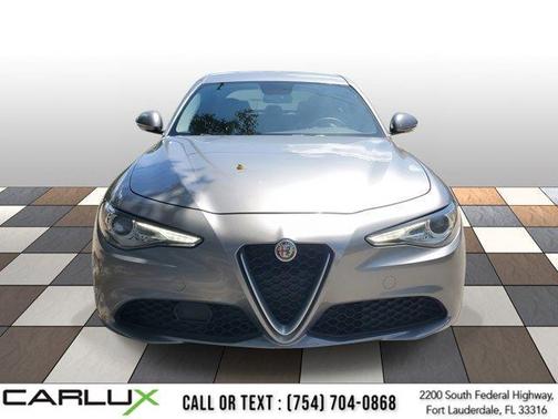 2018 Alfa Romeo Giulia Base
