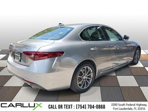 2018 Alfa Romeo Giulia Base