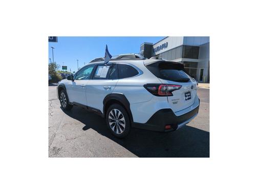 2025 Subaru Outback Touring XT