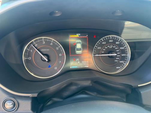 Ice Silver Metallic 2021 Subaru Crosstrek Limited