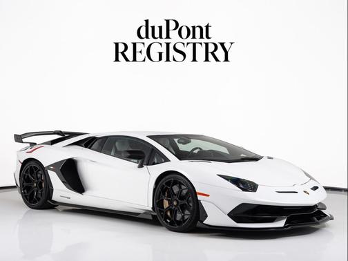 Bianco Phanes Matt Finish 2019 Lamborghini Aventador SVJ SVJ