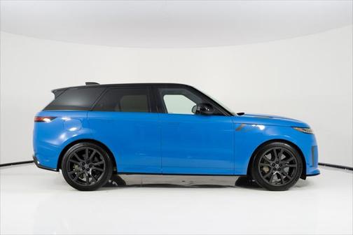 2024 Land Rover Range Rover Sport SV Edition One Carbon Bronze