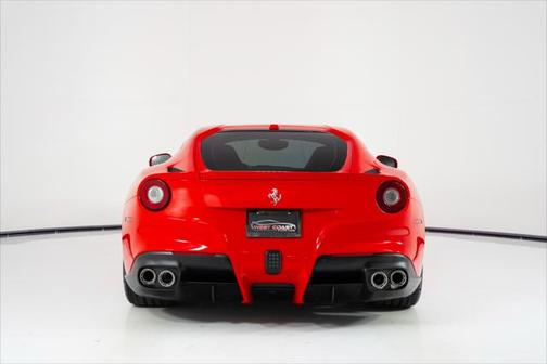 2014 Ferrari F12berlinetta Base