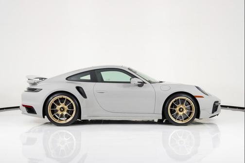 2024 Porsche 911 Turbo S