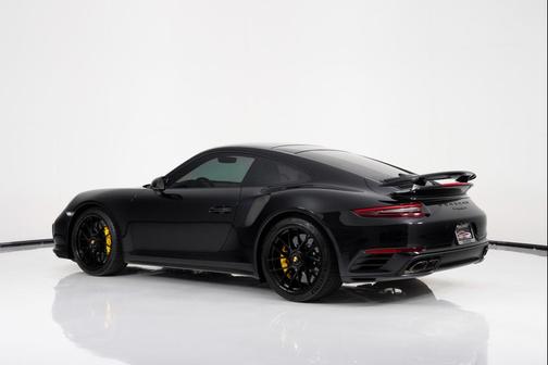 2019 Porsche 911 Turbo S