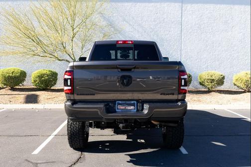 2024 RAM 2500 Laramie Crew Cab 4x4 6'4' Box