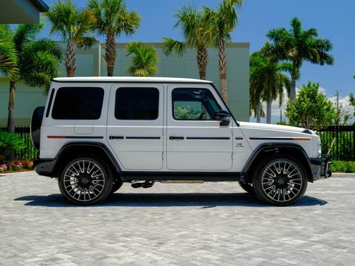 Polar White 2025 Mercedes-Benz AMG G 63 AMG G 63