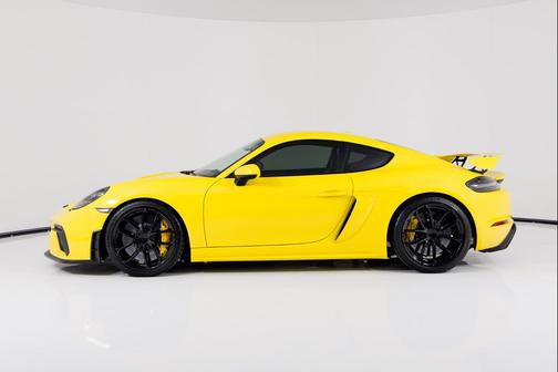 2022 Porsche 718 Cayman GT4