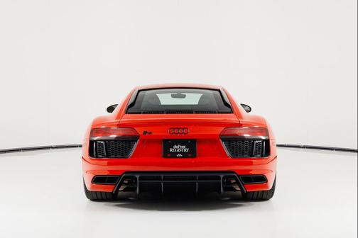 Dynamite Red 2017 Audi R8 5.2 V10