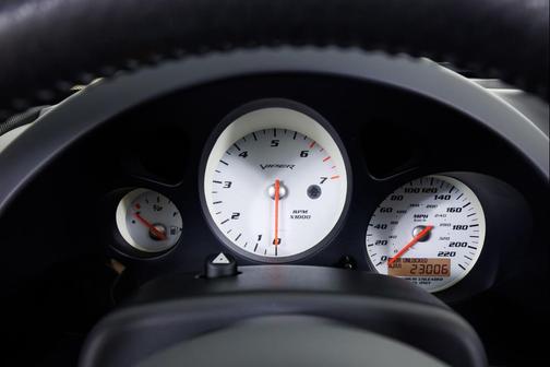 2005 Dodge Viper SRT10