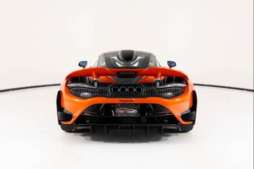 2021 McLaren 765LT Coupe