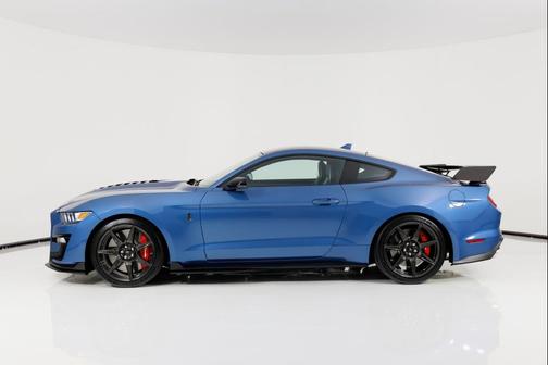 2020 Ford Shelby GT500 Base