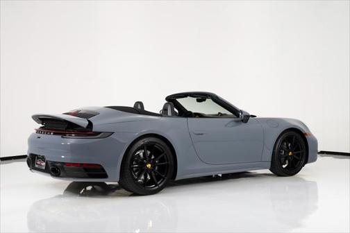 2024 Porsche 911 Carrera