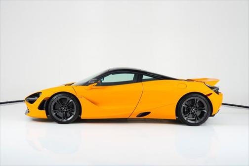 2022 McLaren 720S Base