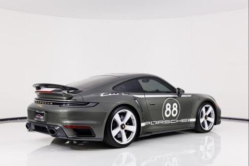 2025 Porsche 911 Turbo