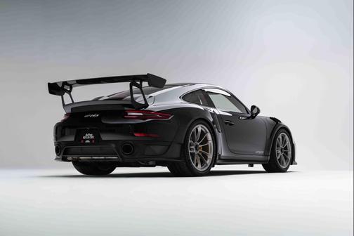 2018 Porsche 911 GT2 RS