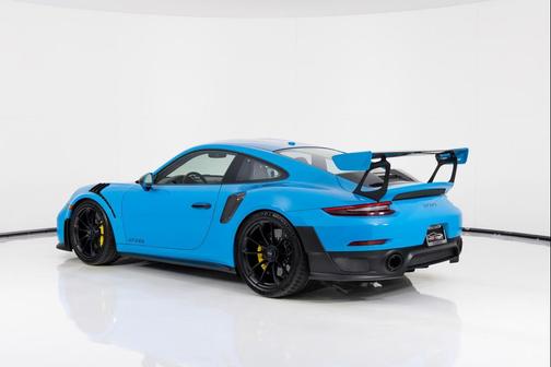 2018 Porsche 911 GT2 RS