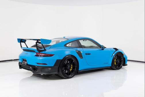 2018 Porsche 911 GT2 RS
