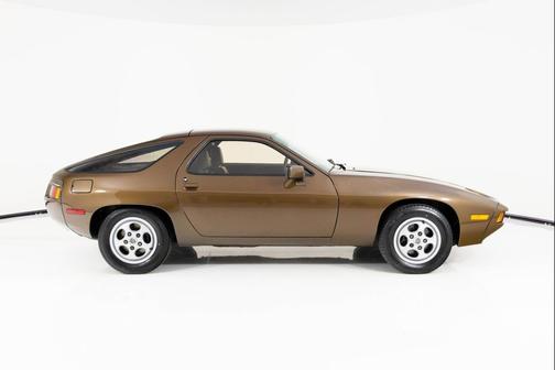 1980 Porsche 928 Coupe
