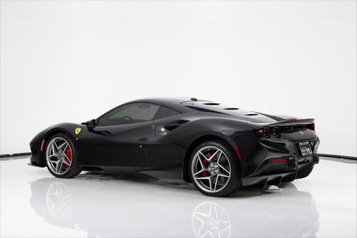2020 Ferrari F8 Tributo Base