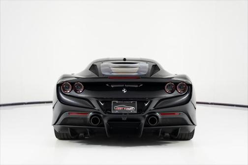 2020 Ferrari F8 Tributo Base