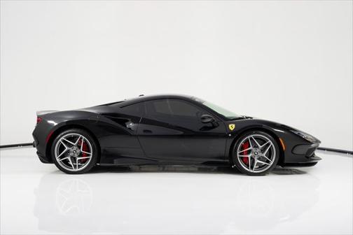 2020 Ferrari F8 Tributo Base