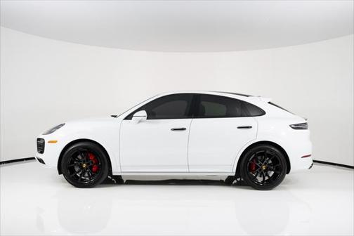 2022 Porsche Cayenne GTS