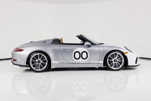2019 Porsche 911 Speedster