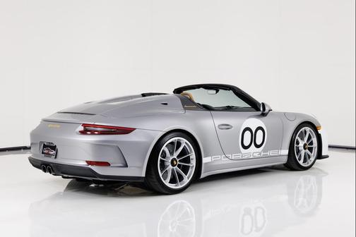 2019 Porsche 911 Speedster