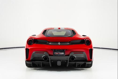 2019 Ferrari 488 Pista Base