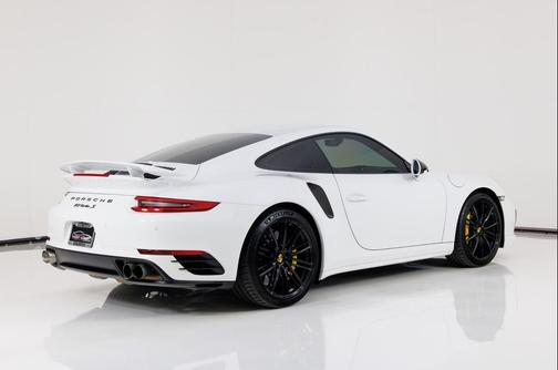 2019 Porsche 911 Turbo S
