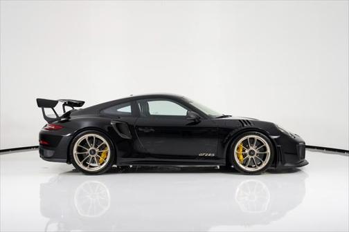 2018 Porsche 911 GT2 RS