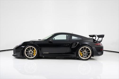 2018 Porsche 911 GT2 RS