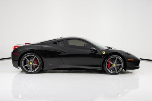 Photo 2 of 28 of 2010 Ferrari 458 Italia Base