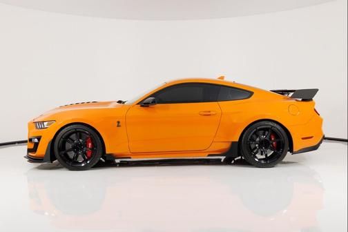 Twister Orange Tri-Coat 2021 Ford Shelby GT500 Base