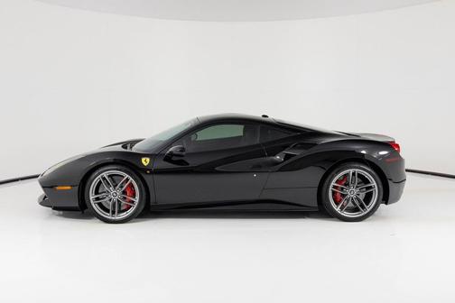 2017 Ferrari 488 GTB Coupe