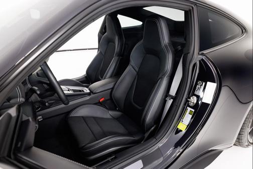 2024 Porsche 911 GT3 w/Touring Package