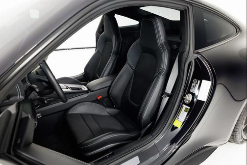 2024 Porsche 911 GT3 w/Touring Package