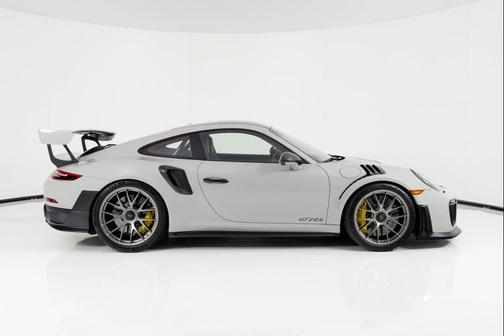2018 Porsche 911 GT2 RS