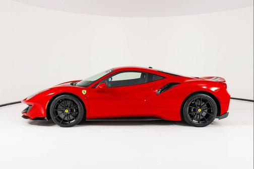 2019 Ferrari 488 Pista Base